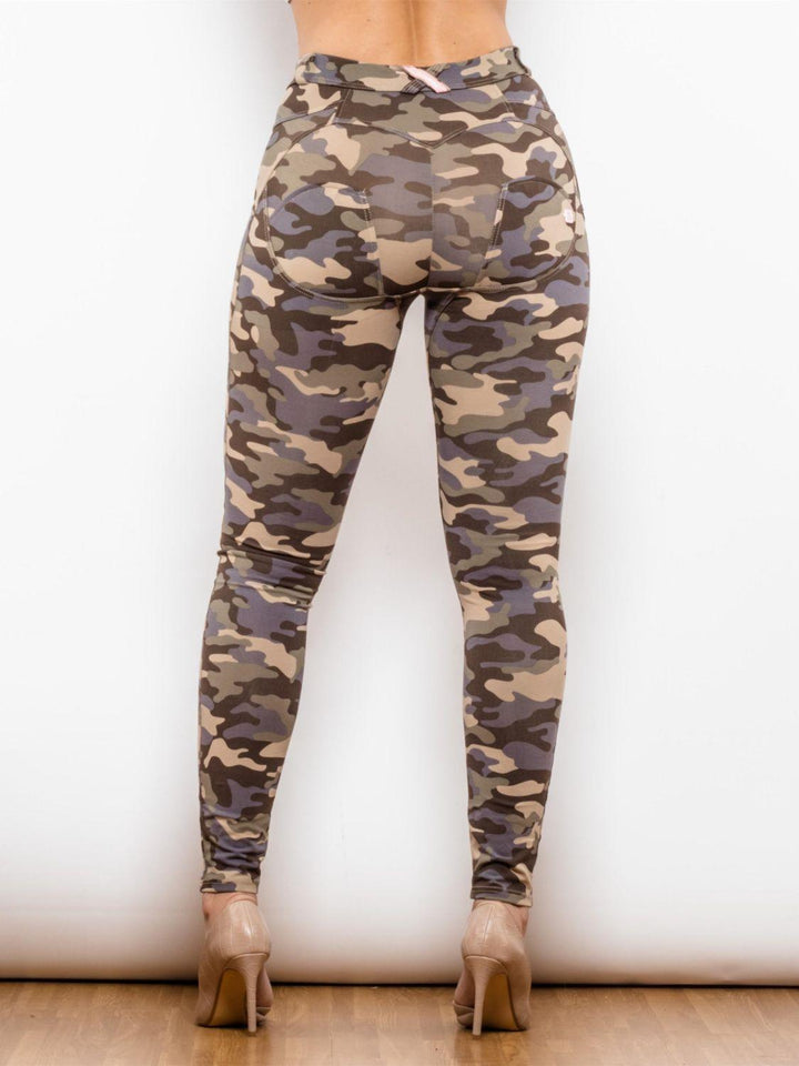 Full Size Camouflage Buttoned Leggings - Tran.scend 