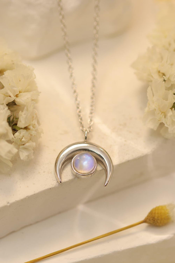 High Quality Natural Moonstone Moon Pendant 925 Sterling Silver Necklace - Tran.scend 